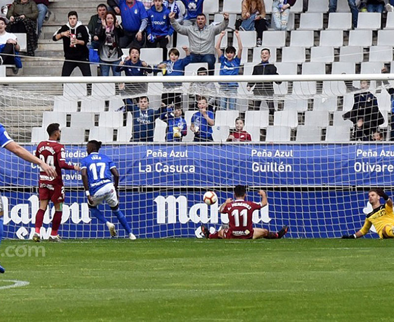 La acción del 1-0 del Oviedo ayer