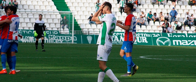 El Córdoba reincide en sus errores y se rinde (1-2)