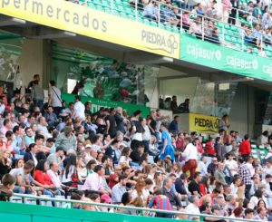 El cordobesismo marchándose del estadio antes de la finalización del partido ante el Lugo