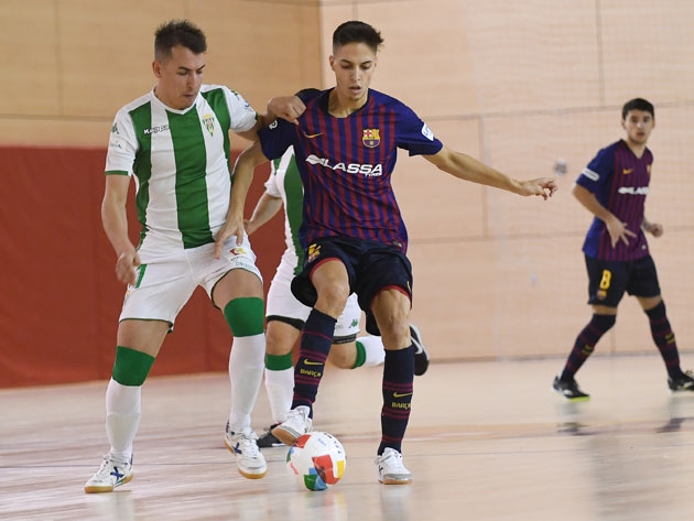 Frenazo en la cancha del filial del Barça (7-4)