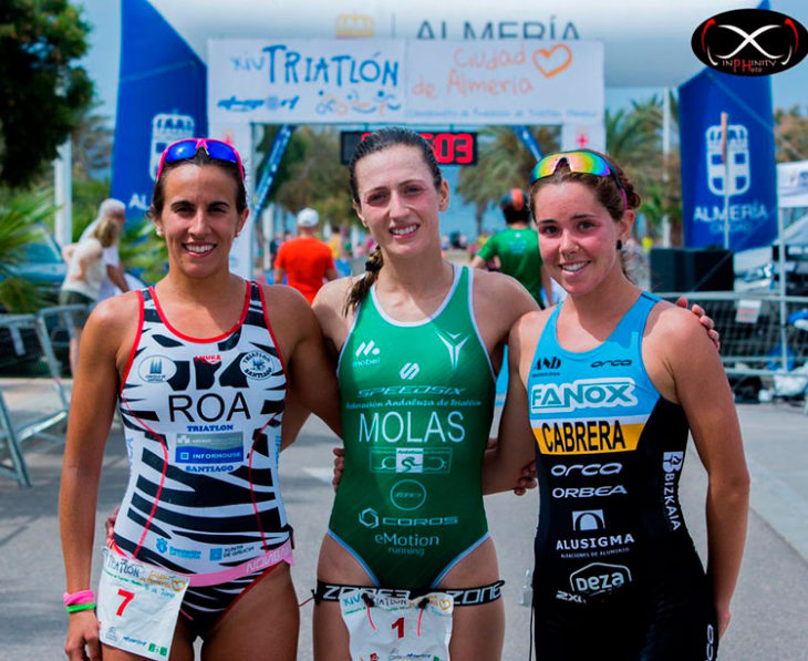 La cordobesa Irene Cabrera a la derecha, junto a la ganadora Rocío Molas
