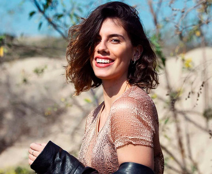 Lourdes Mohedano posando como modelo, mundo en el que también hizo sus pinitos