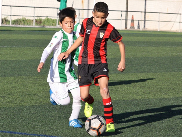 El duelo entre los benjamines del Córdoba y el Séneca.