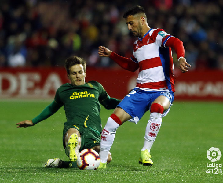 Adri Castellano en el partido frente a Las Palmas