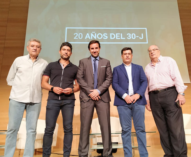 Jesús León antes de empezar el coloquio por los 20 años del 30-J