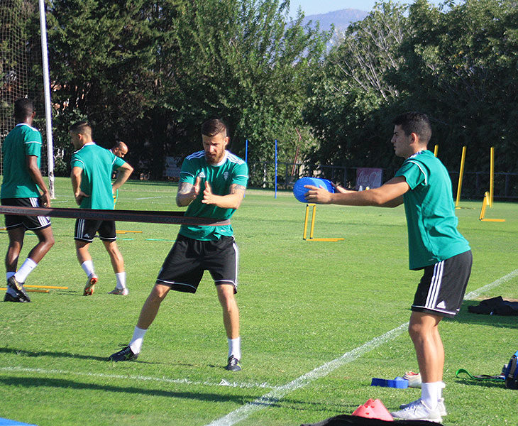 Chus Herrero y el juvenil Fran Gómez entrenando al margen del grupo