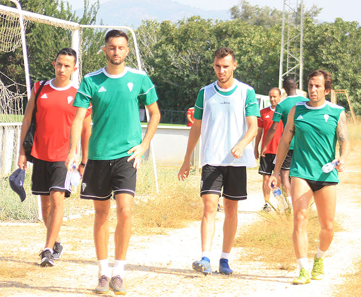 Los jugadores del Córdoba en su sesión de trabajo