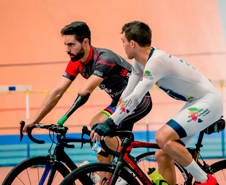 Alfonso Cabello tras acabar la prueba del Campeonato de España Absoluto en Valencia junto al campeón Pepe Moreno