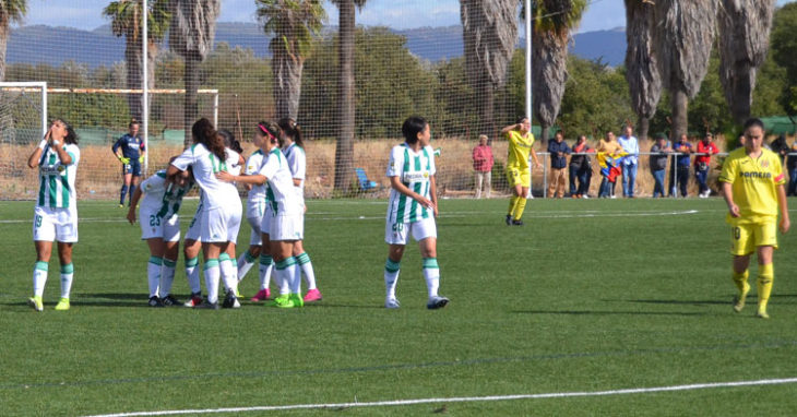 Las jugadoras del Córdoba festejando uno de sus tres tantos. Autor: Javier Olivar