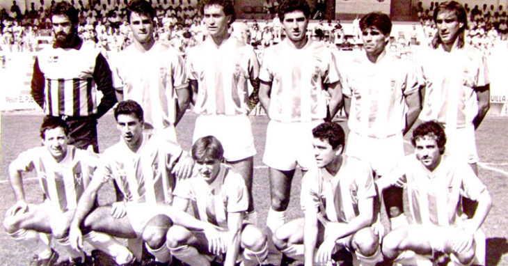 Una formación del Córdoba de la temporada 1988-89, que se midió al Don Benito. Foto: equiposdefutbol2.blogspot.com