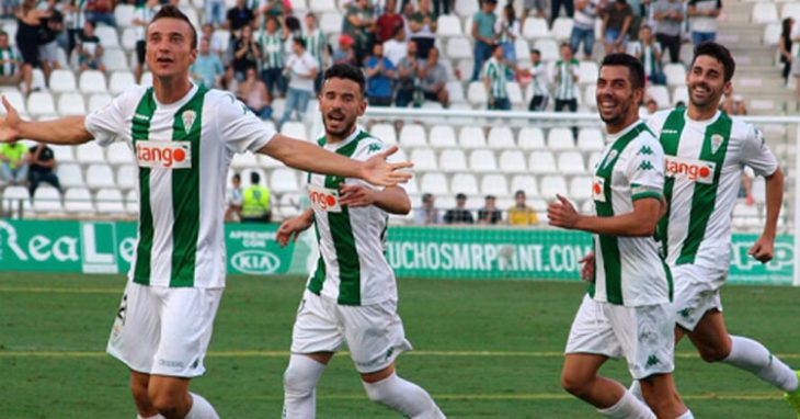Markovic celebrando su gol resucitador con Fernández, Caro y Caballero exultasteis corriendo a sus espaldas. Autor: Paco Jiménez