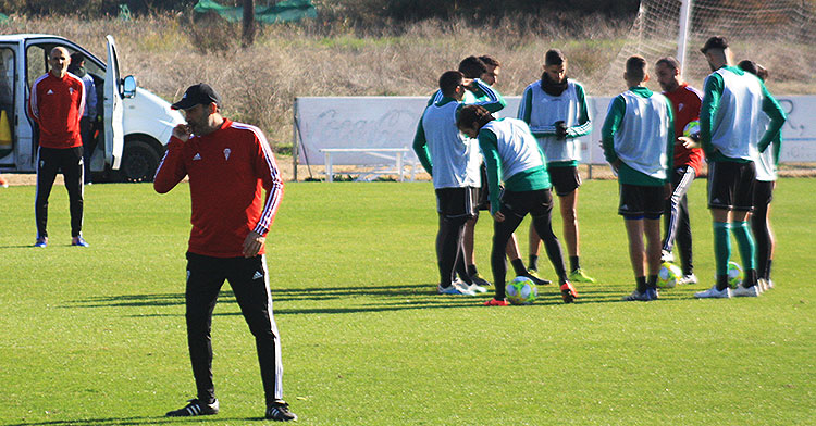 Raúl Agné durante el último entrenamiento antes de viajar a Madrid