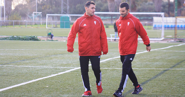 Diego Delgado junto a su segundo, Andrés Armada. Autor: Manuel D. Vera