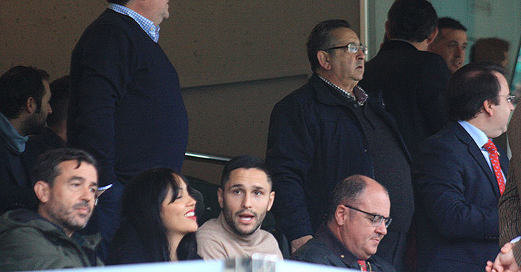 Antonio Prieto en el palco de El Arcángel justo el día de la visita de Florin Andone.