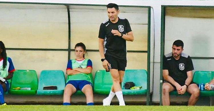 Manuel Fernández, entrenador del Pozoalbense. Foto cedida por Hoy al día