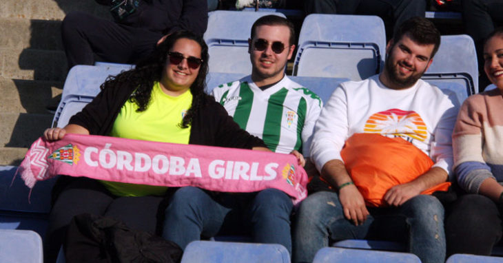 Aficionados del Córdoba es el desplazamiento a Huelva. Autor: Paco Jiménez