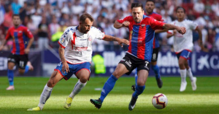 Carlos Valverde en el partido ante el Real Zaragoza de esta temporada.