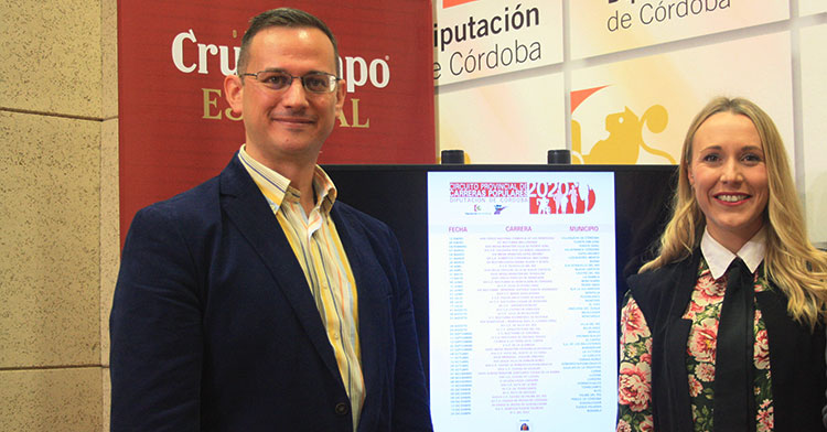 Ana Blasco y Francisco Cardador presentando el Circuito Provincial de Carreras Populares.