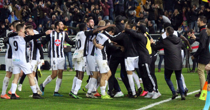 El cuadro pacense celebrando un tanto en un partido reciente. Foto: CD Badajoz