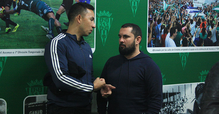 Jorge Rodríguez departiendo con el nutricionista Kevin que llegó al Córdoba de la mano de Enrique Martín.