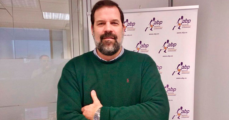 Alfonso Reyes recibe el alta de su afección del coronavirus.