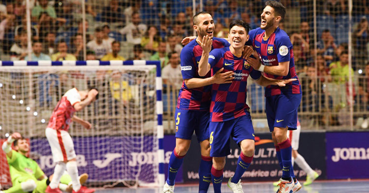 Boyis, en la izquierda, celebrando el tanto de Daniel. Foto: FC Barcelona