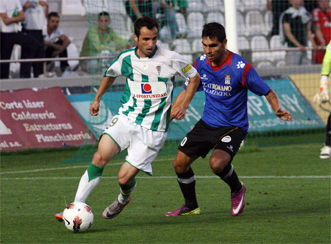 López Silva en el partido Córdoba-Cartagena de 2012. Foto: Larrea / AS