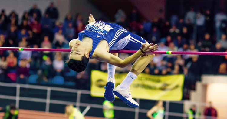 Pedro Zamorano en pleno salto de altura. Foto: JJVico