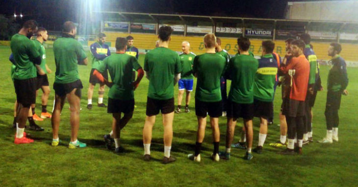 Falete en uno de los pocos entrenamientos con el que era su nuevo equipo. Foto: UD Los Barrios