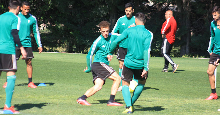 Jordi Tur en uno de los últimos rondos en la Ciudad Deportiva.
