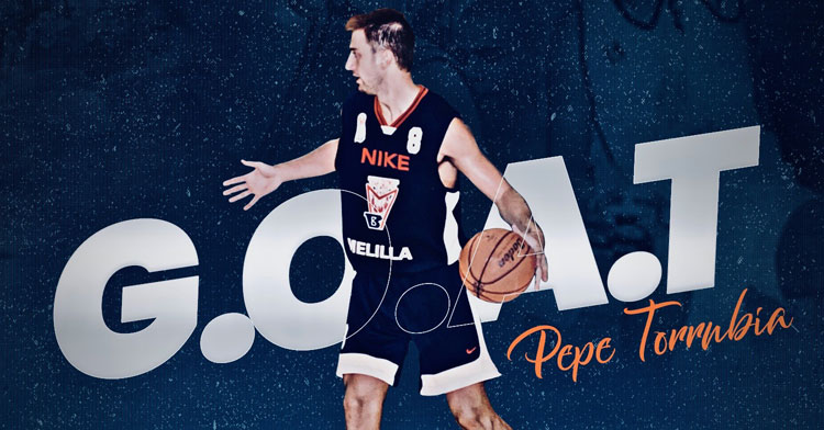 La imagen para proclamar ganador a Pepe Torrubia. Foto: Melilla Baloncesto