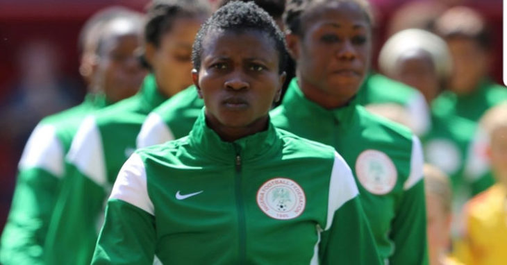 Evelyn Nwabouku con la selección nigeriana