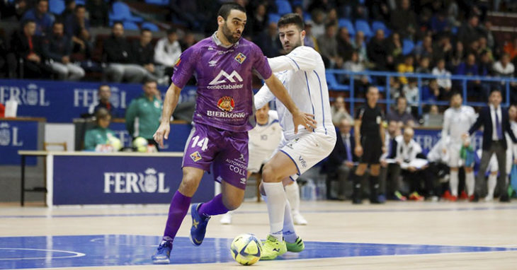 Alberto Saura en un partido de O Parrulo. Foto: Hugo Nidáguila / Instantes Momentos Fotográficos