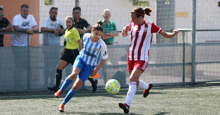 Nora de Torres en un partido con el Málaga.