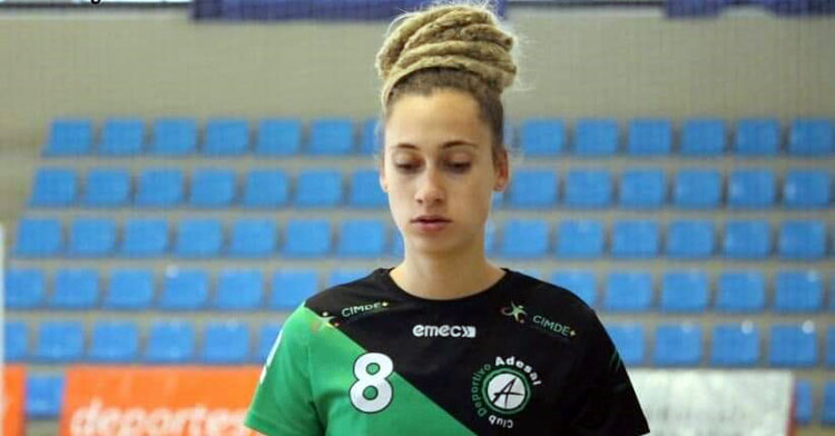 Camila Bonazzola, jugadora del Adesal. Foto: Marga Tarascón
