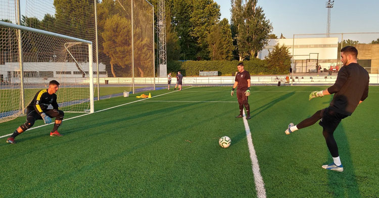 El Montilla CF en pleno entrenamiento para preparar el play-off. Foto: Montilla CF