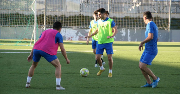 Los jugadores del Ciudad de Lucena en un entrenamiento. Foto: @ciudaddelucena