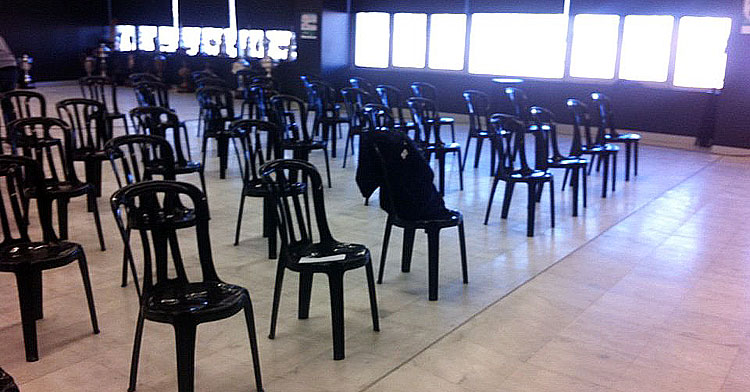 Las sillas preparadas para una Junta General de Accionistas en temporadas atrás