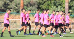 El plantel cordobesista en uno de sus últimos entrenamientos en la Ciudad Deportiva antes de partir a Torrox.