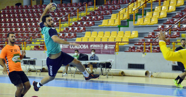 Esteban López culminando un contragolpe. Foto: CBM