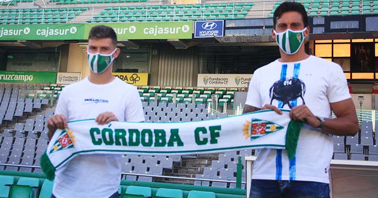 Manu Farrando (derecha) y Berto Espeso (izquierda) durante su presentación como jugadores del Córdoba CF.
