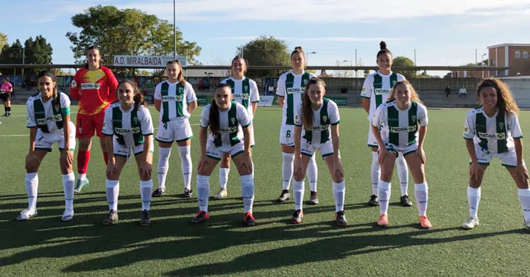 El once inicial de las blanquiverdes ante el Granadilla Tenerife.