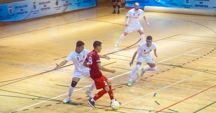 El Bujalance en su partido en Carmona
