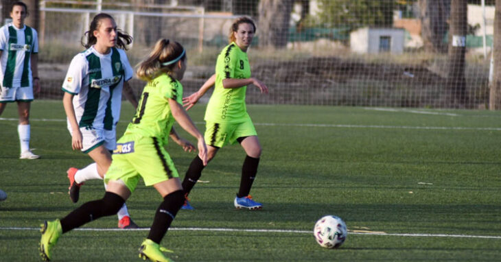 Una imagen del partido de ida, estreno de la competición, en la Ciudad Deportiva. Foto: CD Pozoalbense Femenino