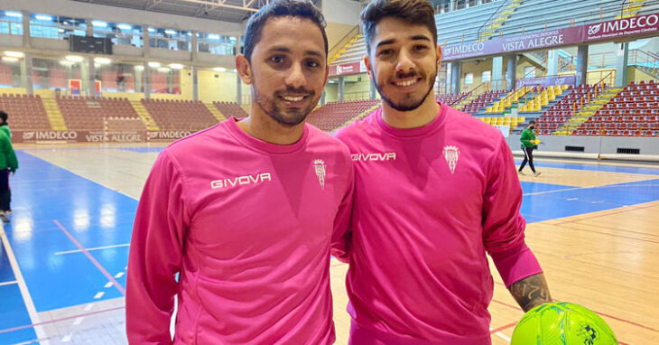 Caio César (izquierda) y Lucas Perin (derecha), antes del entrenamiento en Vista Alegre