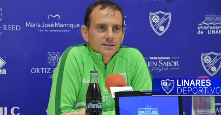 Alberto González en la sala de prensa de Linarejos. Foto: Linares Deportivo