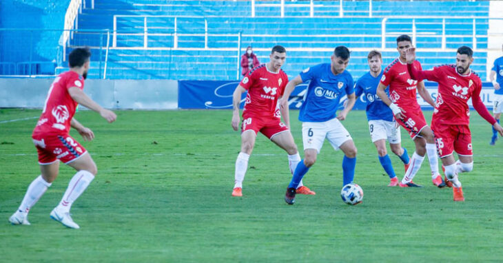 El Linares llega como líder sólo tras ganar al Real Murcia. Foto: Linares Deportivo