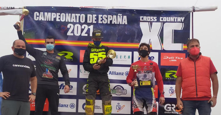 Enrique Pedraza en la segunda plaza del podio en Ciudad Real