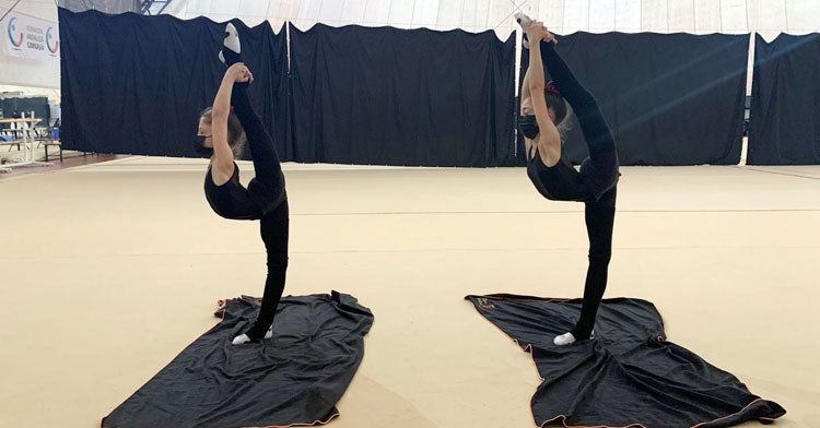 Las gimnastas del Séneca Luna María Luna y Elena Molero