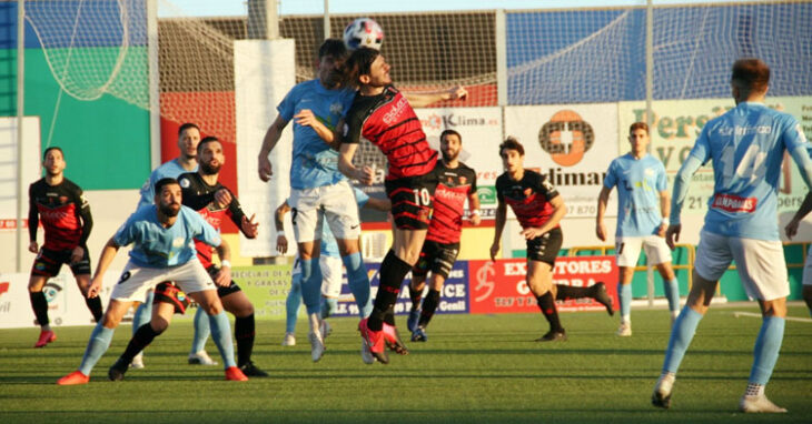 Otra batalla entre celestes y rojinegros aguarda en Lucena. Foto: Ciudad de Lucena